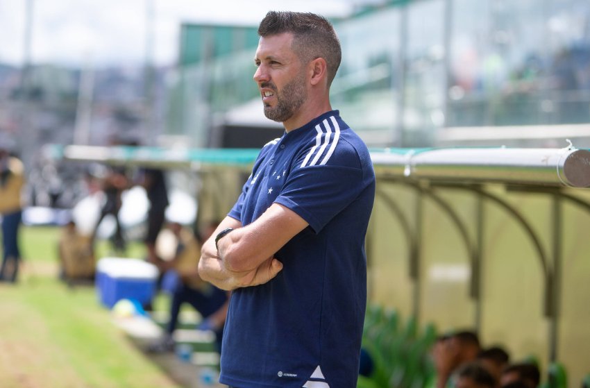 Pezzolano, técnico do Cruzeiro Pezzolano, técnico do Cruzeiro