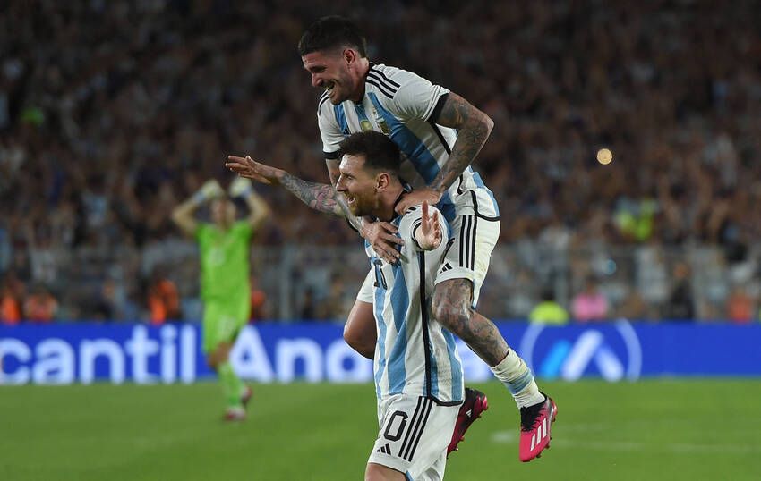 Lionel Messi, da Argentina Lionel Messi, da Argentina