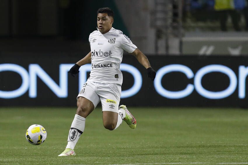 Marcos Leonardo, do Santos Marcos Leonardo, do Santos