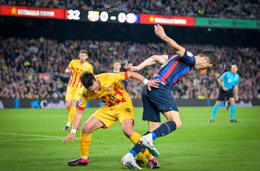 Barcelona e Girona empatam em 0 a 0 Barcelona e Girona empatam em 0 a 0