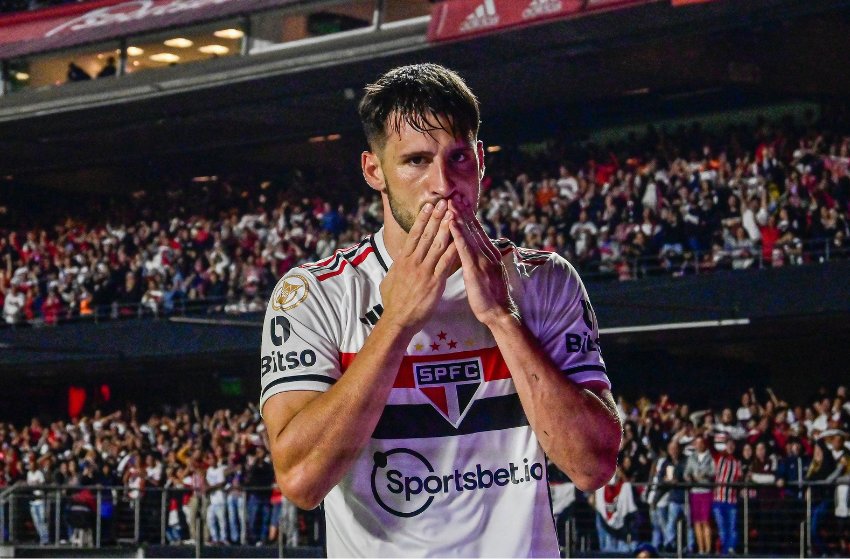 Calleri, do São Paulo Calleri, do São Paulo
