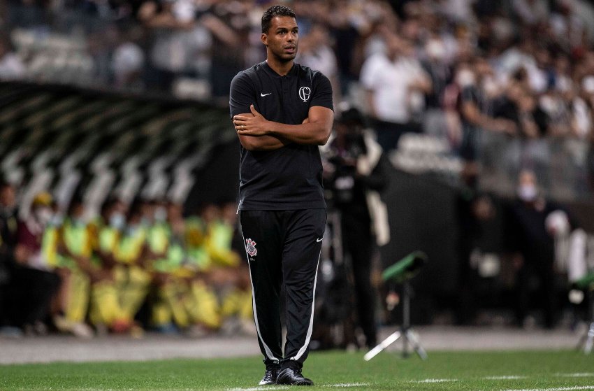 Fernando Lázaro, técnico do Corinthians Fernando Lázaro, técnico do Corinthians