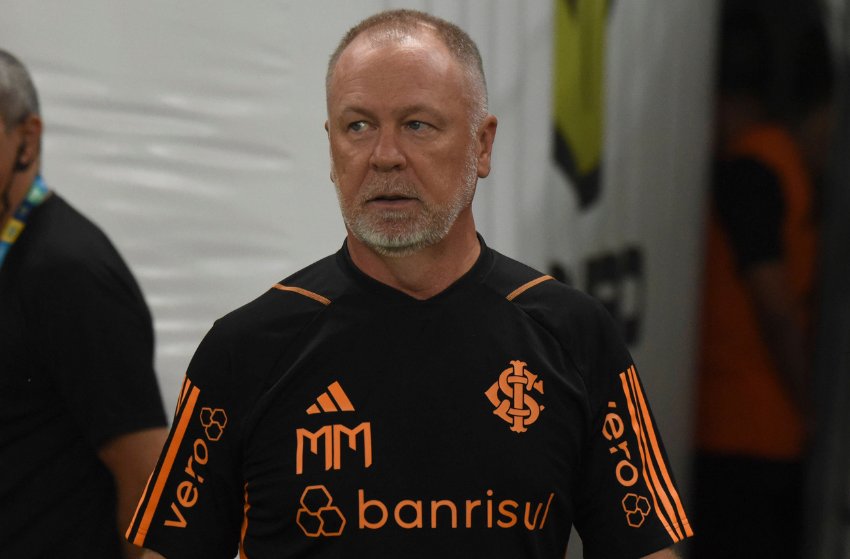 Mano Menezes, técnico do Inter Mano Menezes, técnico do Inter