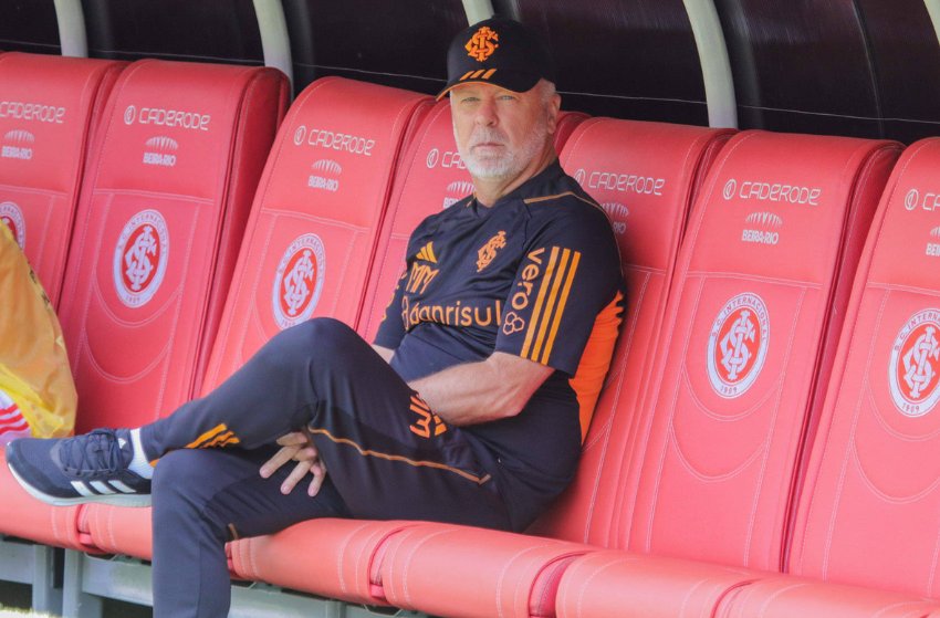 Mano Menezes, técnico do Inter Mano Menezes, técnico do Inter