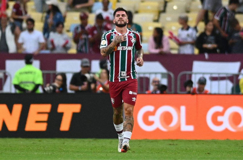 Meia Nathan, reforço do Grêmio Meia Nathan, reforço do Grêmio