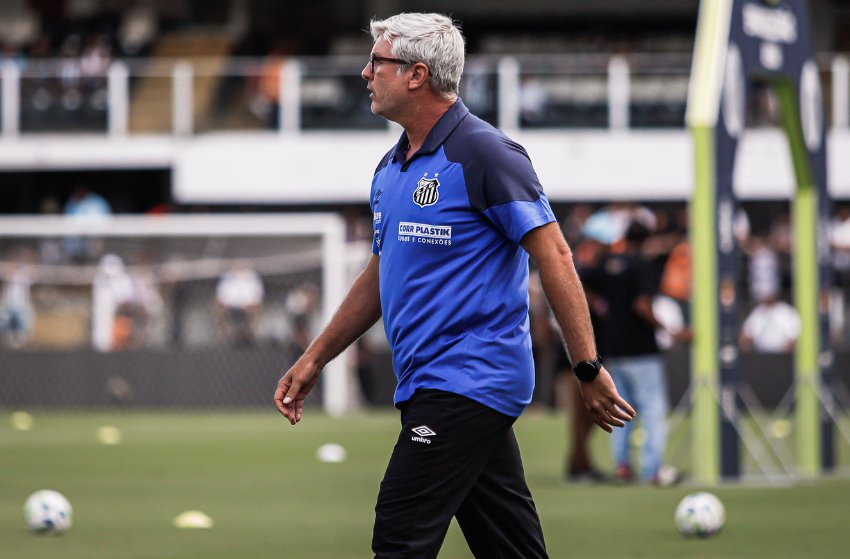 Odair Hellmann, técnico do Santos
