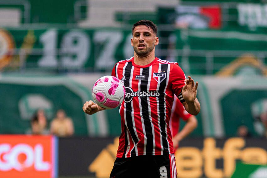 Calleri, do São Paulo Calleri, do São Paulo
