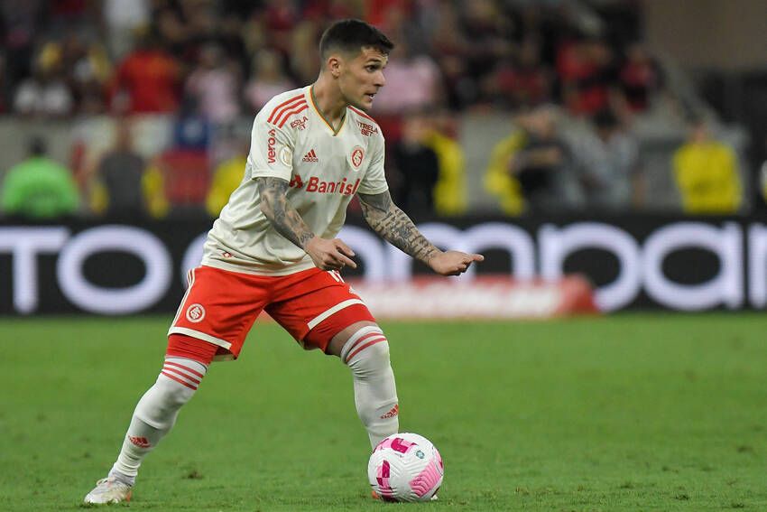 Bustos, do Inter Bustos, do Inter