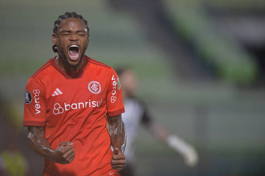 Luiz Adriano, do Inter Luiz Adriano, do Inter