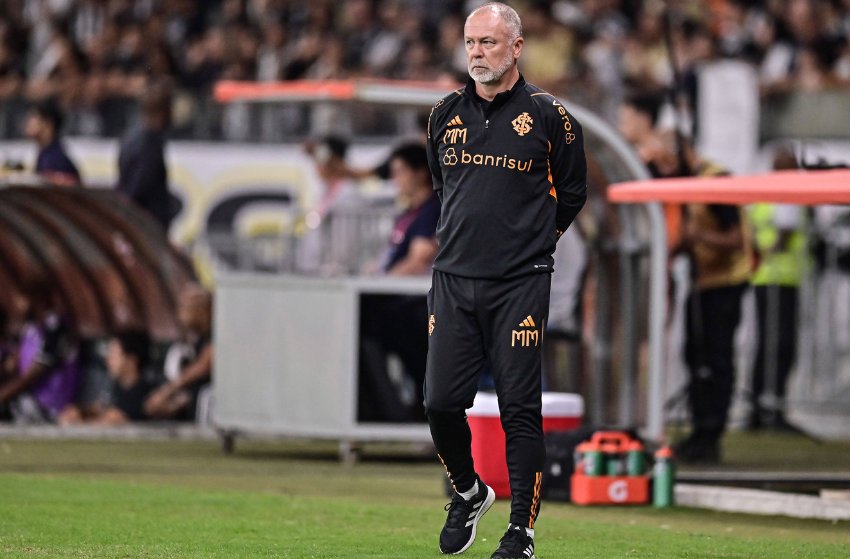 Mano Menezes, técnico do Inter Mano Menezes, técnico do Inter