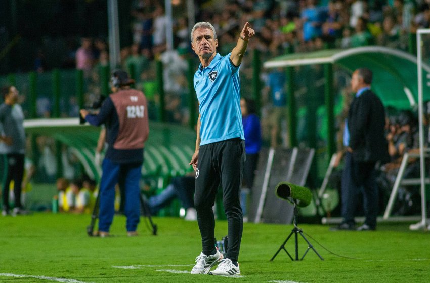 Luís Castro, treinador do Botafogo