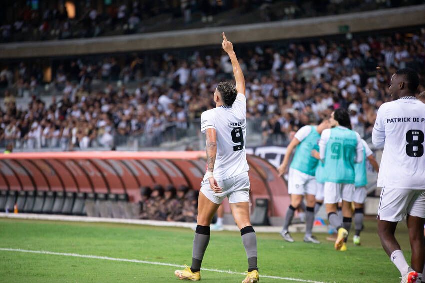 Tiquinho Soares, do Botafogo Tiquinho Soares, do Botafogo