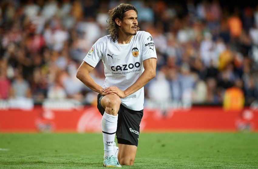 Edinson Cavani troca Valencia pelo Boca Juniors Cavani é a nova contratação do Boca Juniors