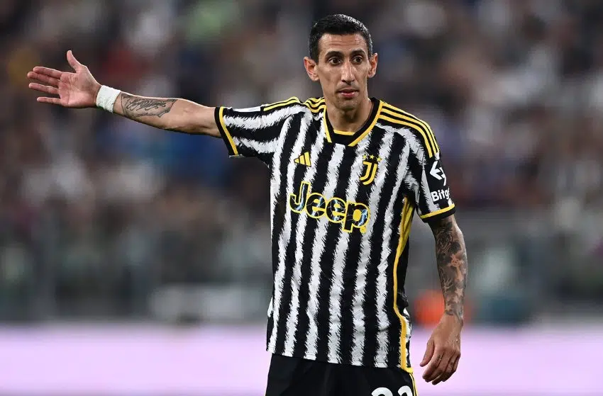 Di María acerta com o Benfica Di María acerta com o Benfica