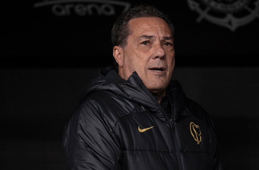 Vanderlei Luxemburgo, técnico do Corinthians