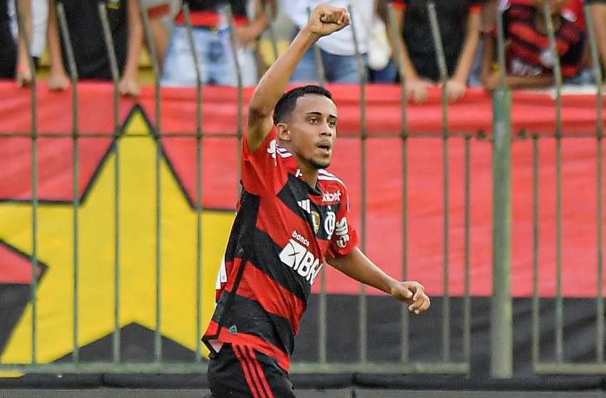 Matheus Gonçalves, do Flamengo
