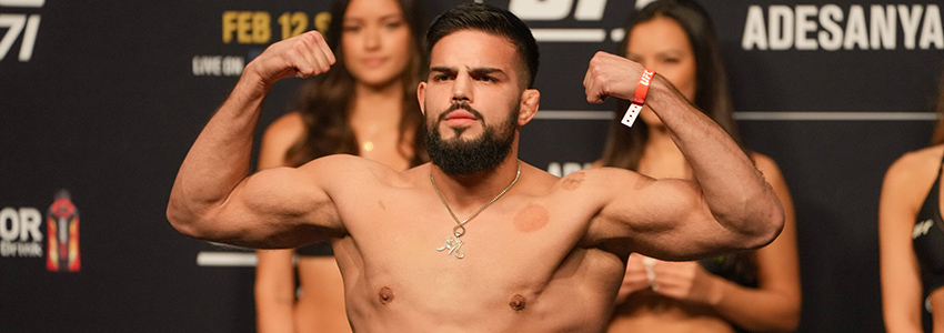 Nasrat Haqparast (UFC) Nasrat Haqparast
