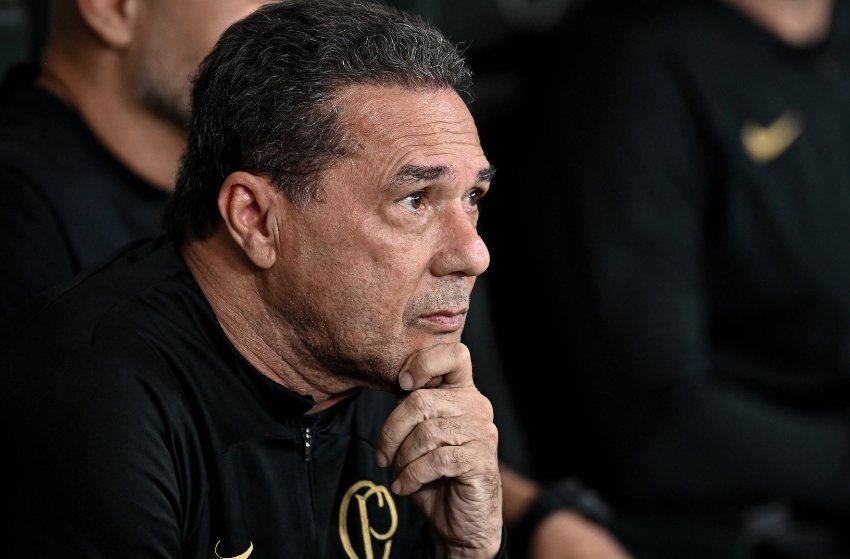 Vanderlei Luxemburgo, técnico do Corinthians Vanderlei Luxemburgo, técnico do Corinthians