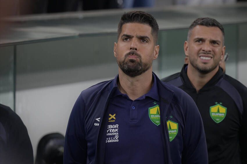 António Oliveira, do Cuiabá António Oliveira, do Cuiabá