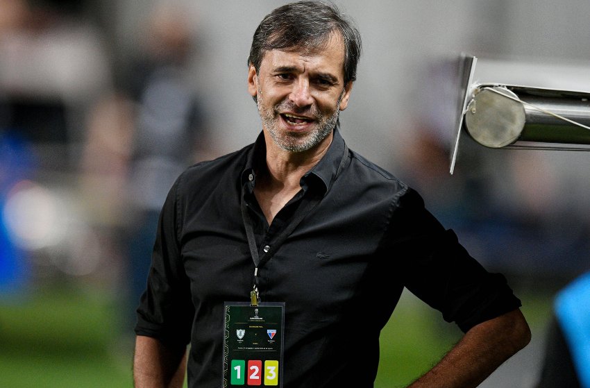 Fabián Bustos, técnico do América-MG Fabián Bustos, técnico do América-MG