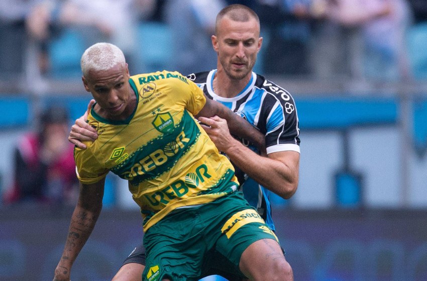 Grêmio: Rodrigo Ely e Cuiabano têm lesões e viram desfalques