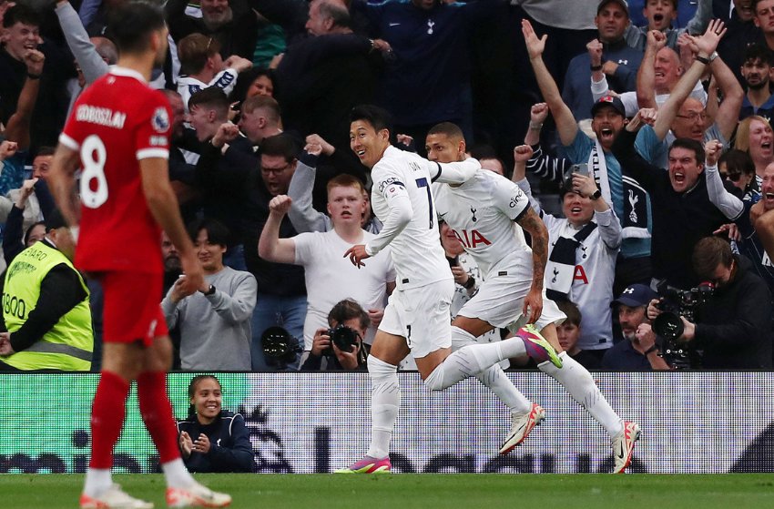 Son e Richarlison, do Tottenham Son e Richarlison, do Tottenham