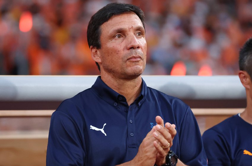 Técnico Zé Ricardo se aproxima do Cruzeiro Técnico Zé Ricardo se aproxima do Cruzeiro
