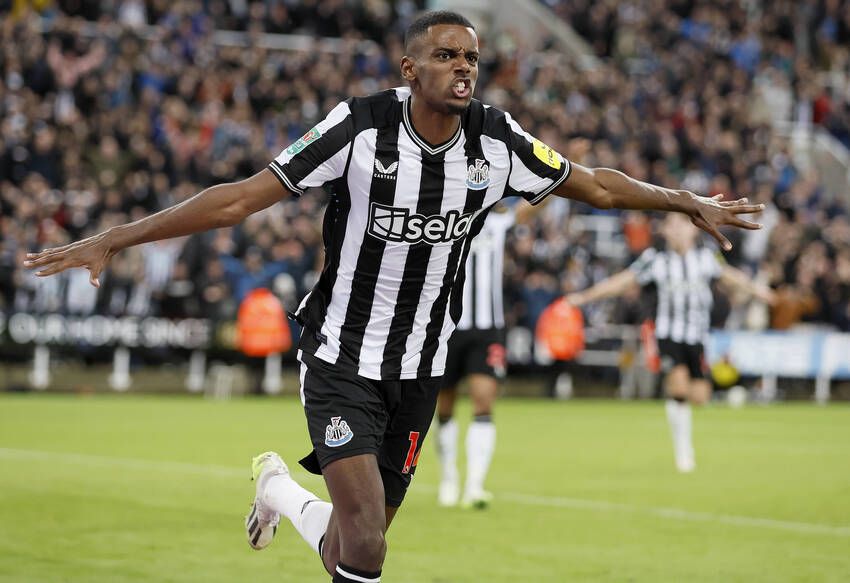 Isak, do Newcastle Isak, do Newcastle