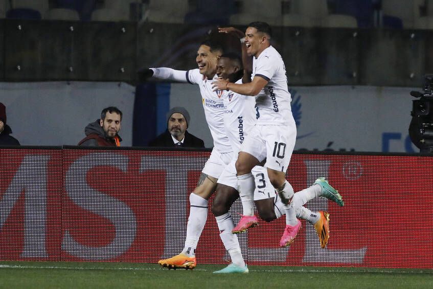 Paolo Guerrero, da LDU Paolo Guerrero, da LDU