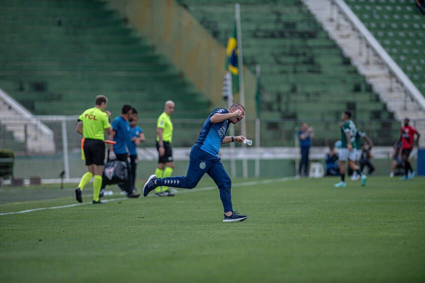 Umberto Louzer, do Guarani Umberto Louzer, do Guarani