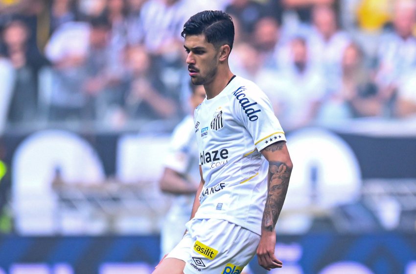 João Basso, do Santos João Basso, do Santos