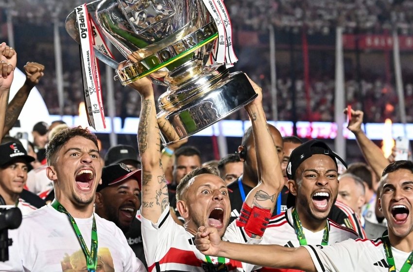 Rafinha, do São Paulo