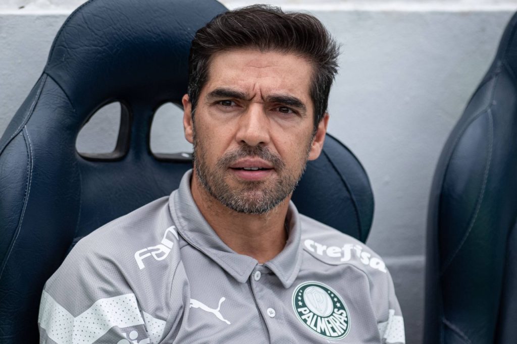 Abel-Ferreira-técnico-Palmeiras-imago1035381256h Abel Ferreira técnico do Palmeiras no banco de reservas