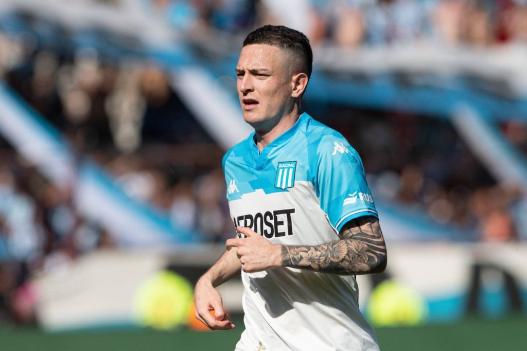 Aníbal-Moreno-Racing-Palmeiras-contratação-imago1018031315h Volante Aníbal Moreno jogando pelo Racing