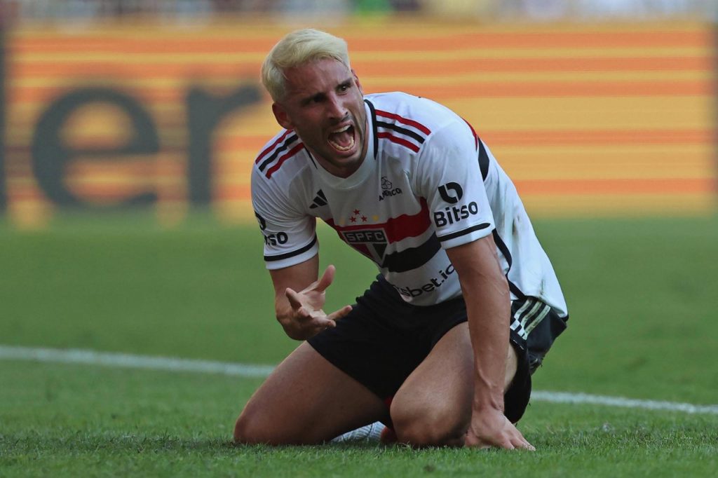 Calleri-São-Paulo-jogo-imago1034515657h Centroavante Calleri em ação pelo São Paulo