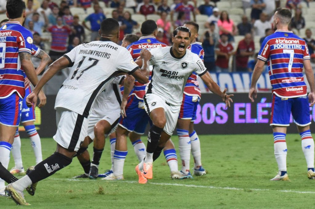 Botafogo empata com Fortaleza e não depende mais de si para título  Brasileiro