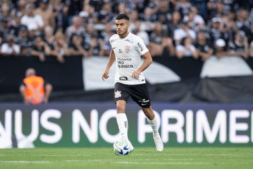Fausto-Vera-Corinthians-jogo-imago1028061841h Volante Fausto Vera jogando pelo Corinthians