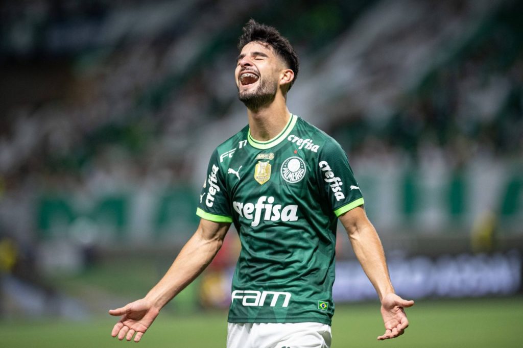 Atacante Flaco López comemora gol do Palmeiras na vitória em cima do América-MG