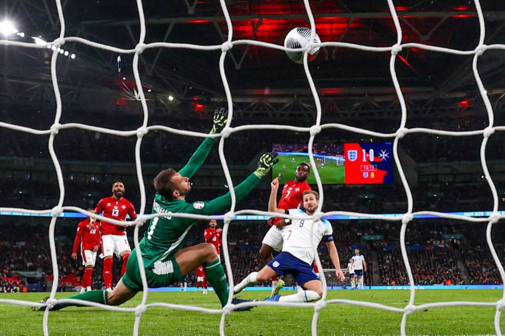 Harry-Kane-Inglaterra-gol-imago1037017132h Harry Kane marcando o segundo gol da Inglaterra em cima de Malta
