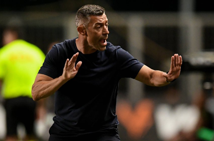 Pedro Caixinha, técnico do Bragantino Pedro Caixinha, técnico do Bragantino