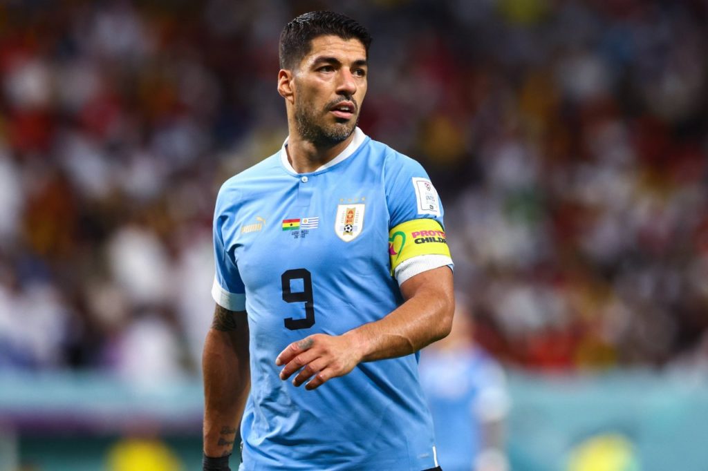 O centroavante Luis Suárez jogando pela seleção do Uruguai