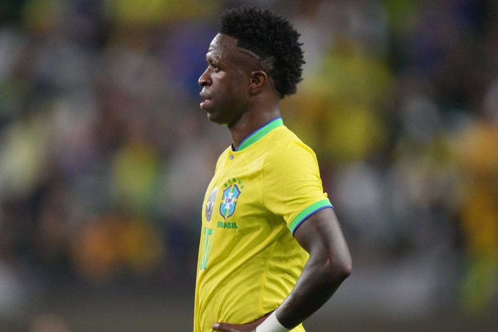 Vinicius-Junior-Brasil-lesão-imago1031148145h Atacante Vini Jr jogando pela seleção brasileira