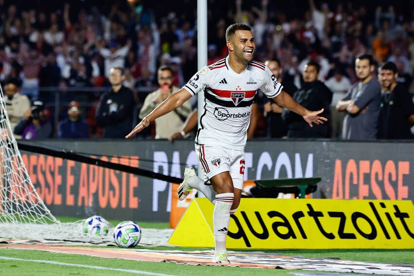 Alisson, do São Paulo Alisson, do São Paulo