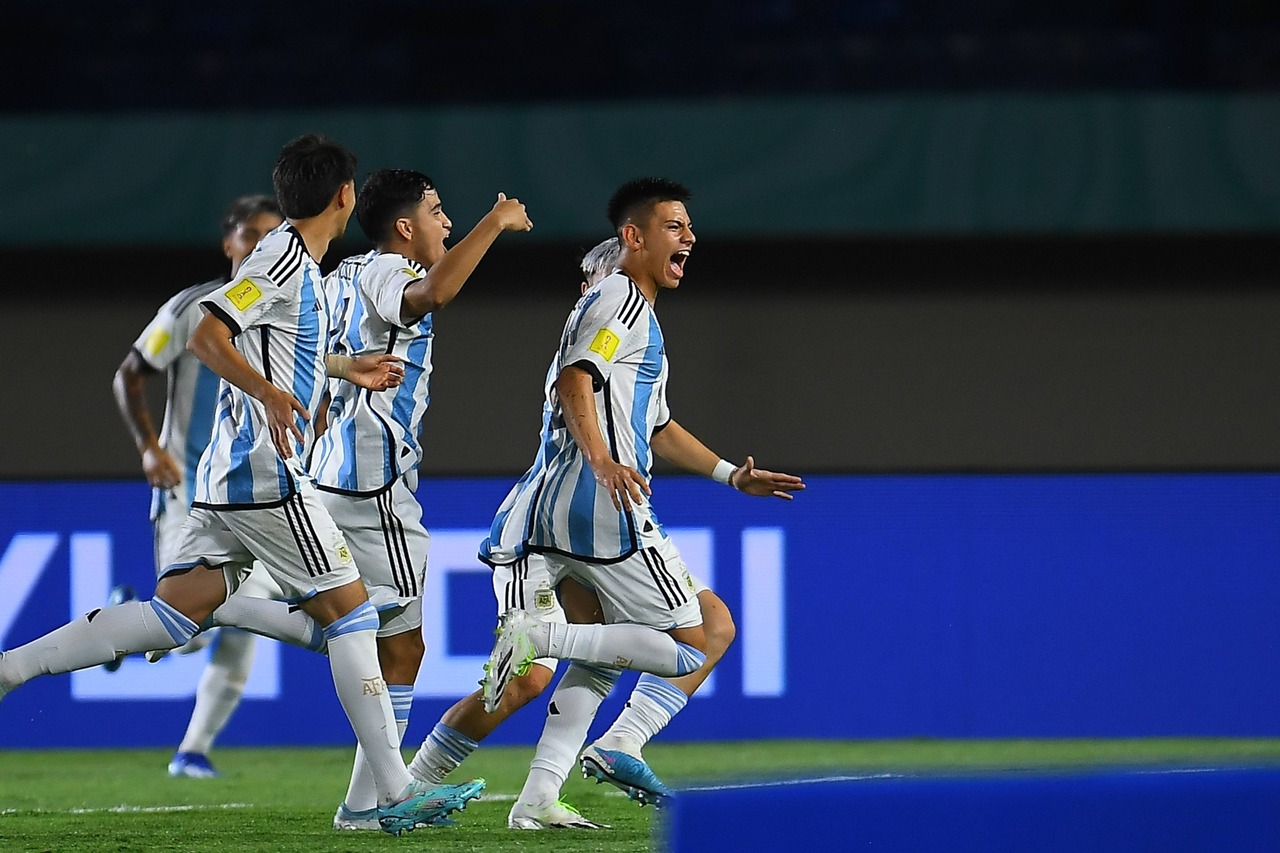 Brasil perde para a Argentina e está fora do Mundial sub-17