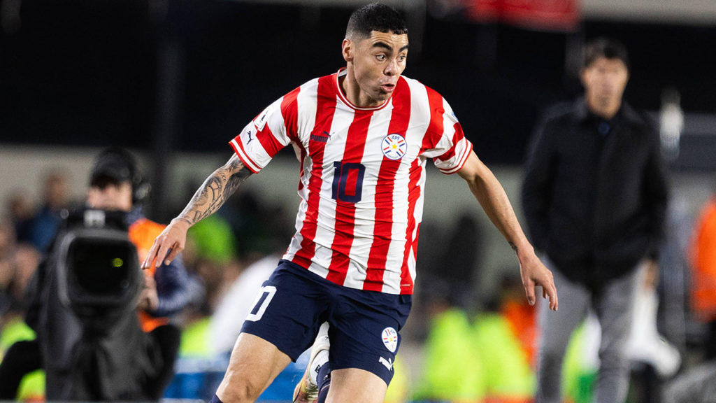 Miguel Almirón (Paraguai) Paraguai