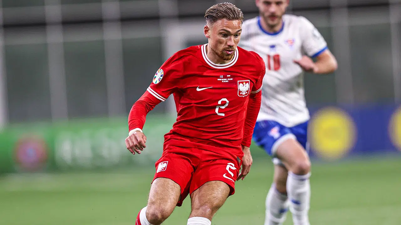 Matty Cash (Polônia) Palpite Malta x Polônia – Eliminatórias da Copa – 17/11/2025