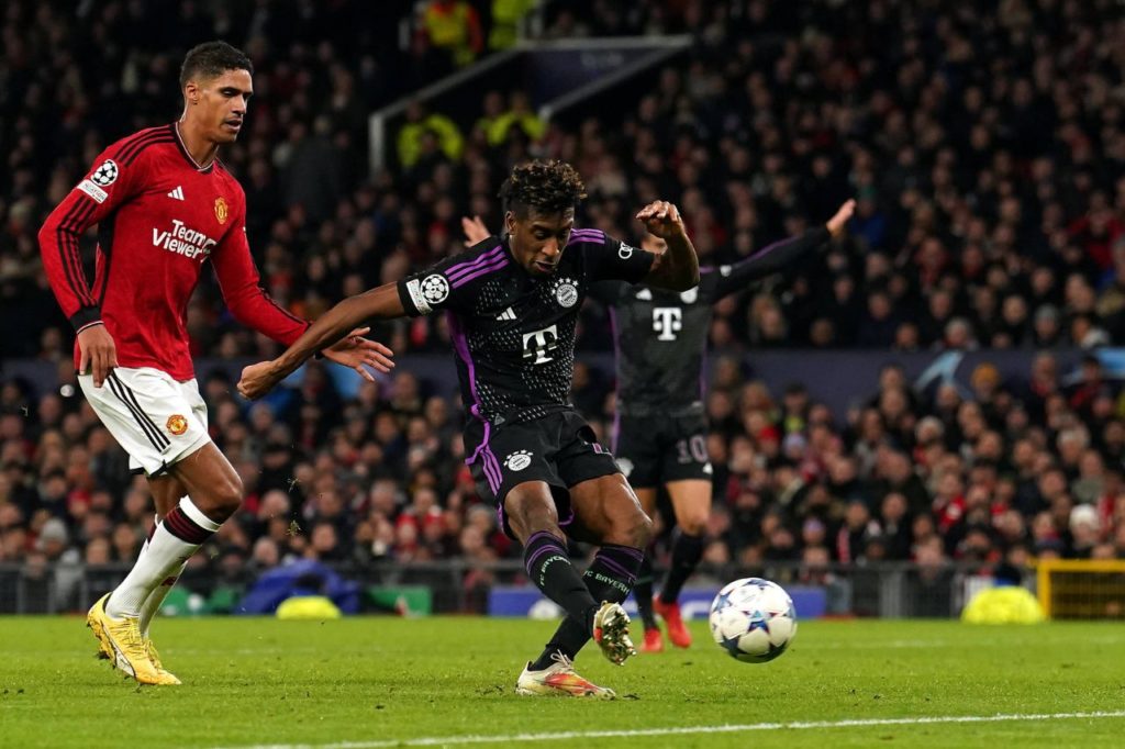 Coman-Bayern-gol-imago1037938991h Kingsley Coman marca o gol do Bayern de Munique em cima do Manchester United