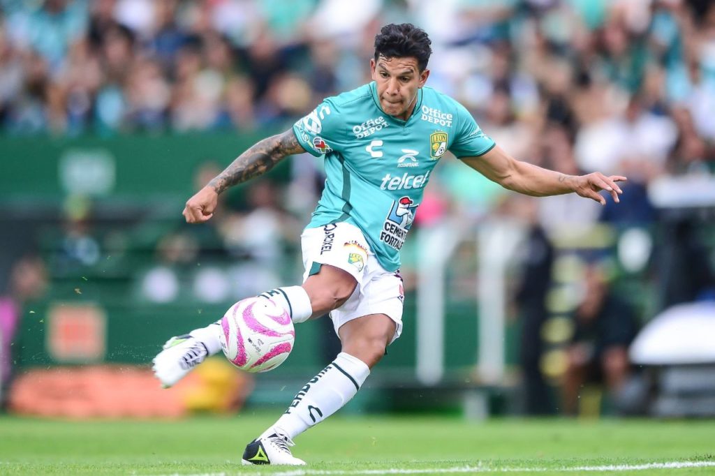 Lucas-Romero-León-jogo-imago1036040975h Volante Lucas Romero, que está perto do Cruzeiro, jogando pelo León