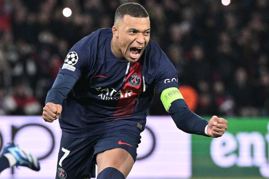 Mbappé-PSG-gol-imago1037509808h Mbappé comemora gol em jogo do Paris Saint-Germain