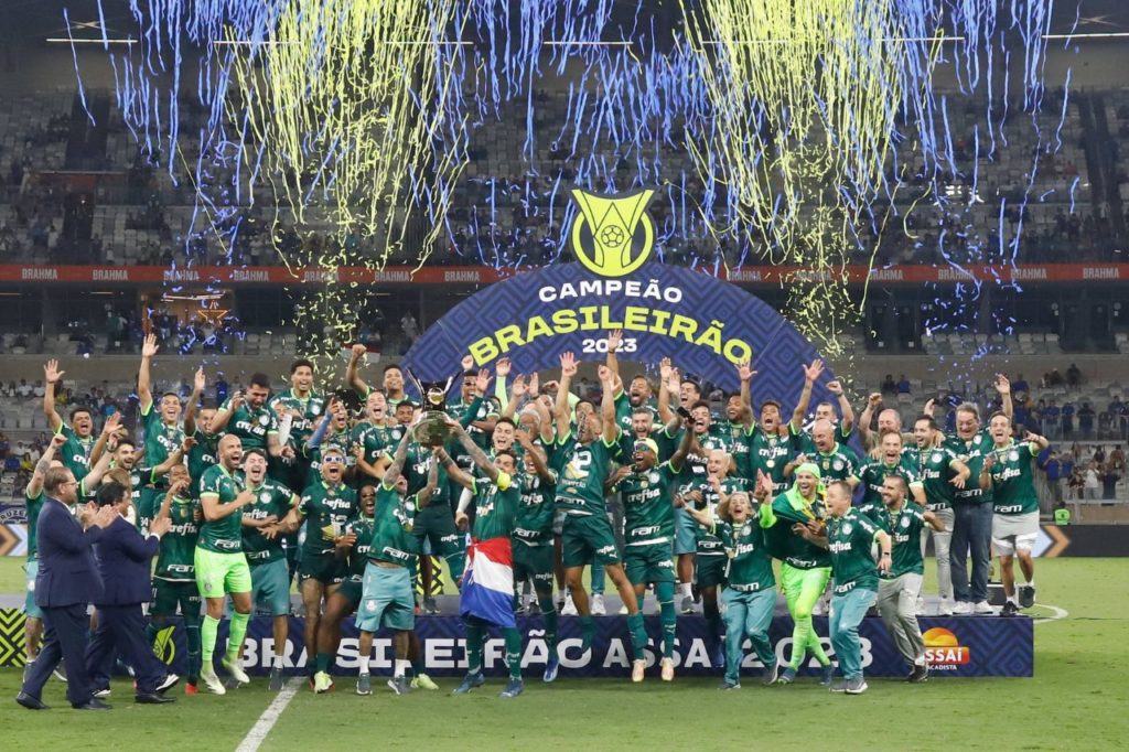 Palmeiras empata com o Cruzeiro e conquista o Brasileirão